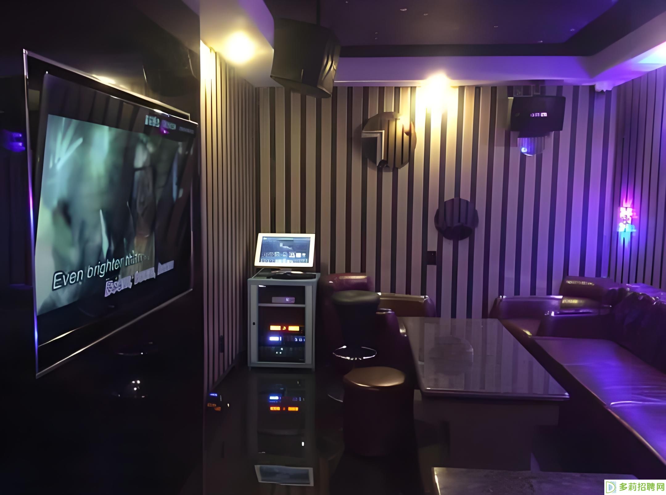 加入重庆KTV 打造你的绚丽人生
